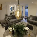 Feriehus Hideaway *